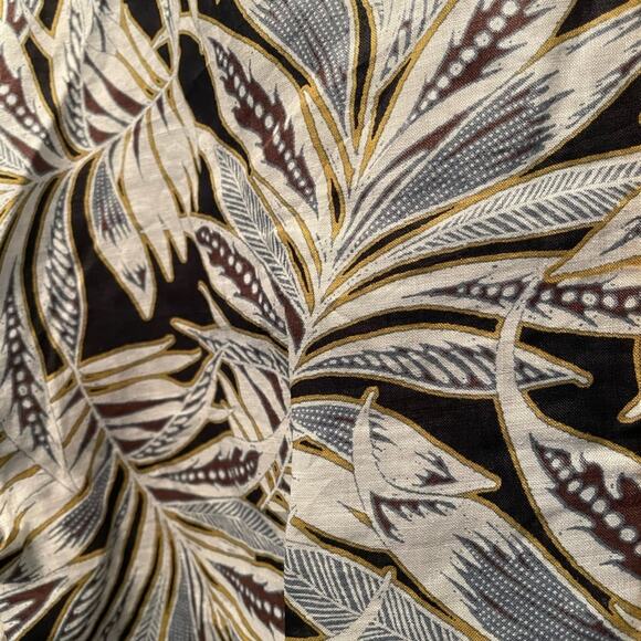 Alexis Seila Split-Neck Long-Sleeve Palm-Print Top size Medium - Picture 9 of 10